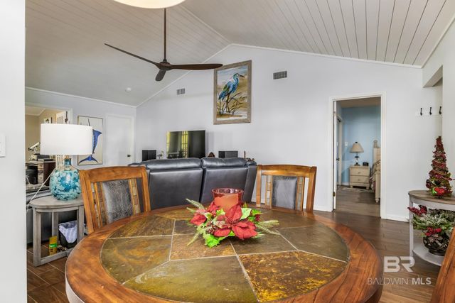 1229 E Hummingbird Lane, Gulf Shores, AL 36542