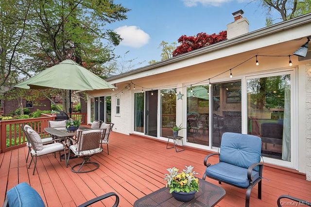 1061 Clay Avenue, Pelham, NY 10803