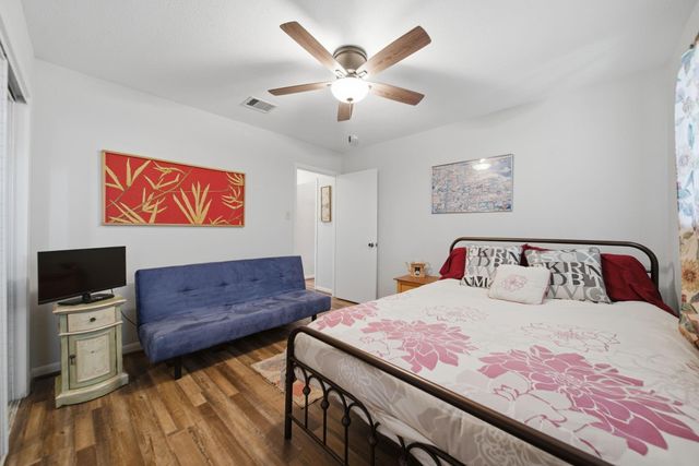 9218 Landwood Drive, Houston, TX 77040