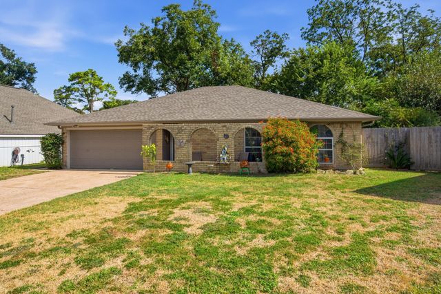 9218 Landwood Drive, Houston, TX 77040
