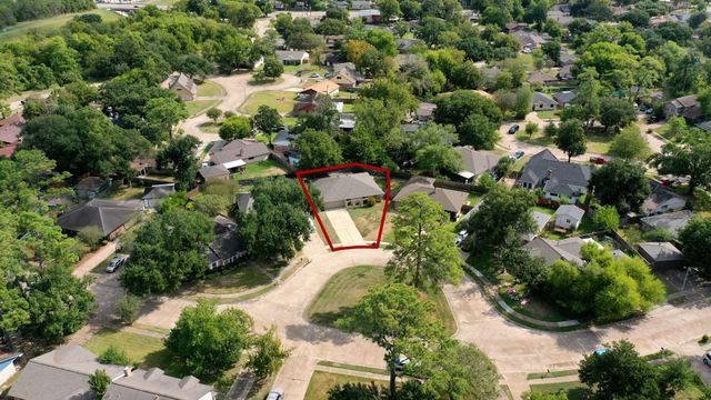 9218 Landwood Drive, Houston, TX 77040