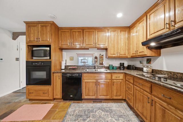 9218 Landwood Drive, Houston, TX 77040