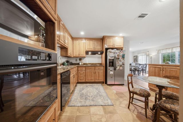 9218 Landwood Drive, Houston, TX 77040