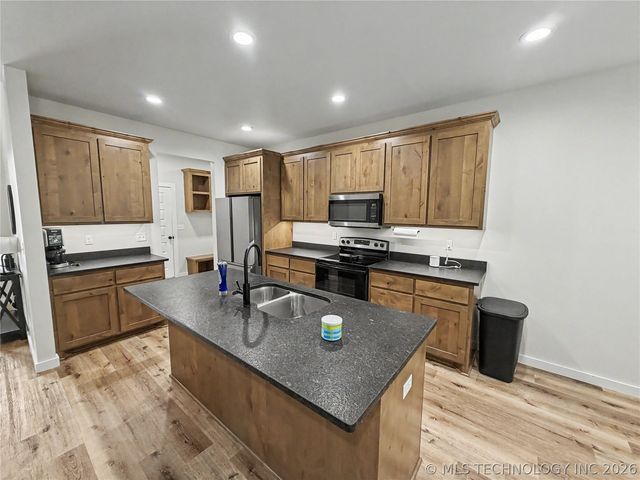 840 E Harlan Drive, Tahlequah, OK 74464