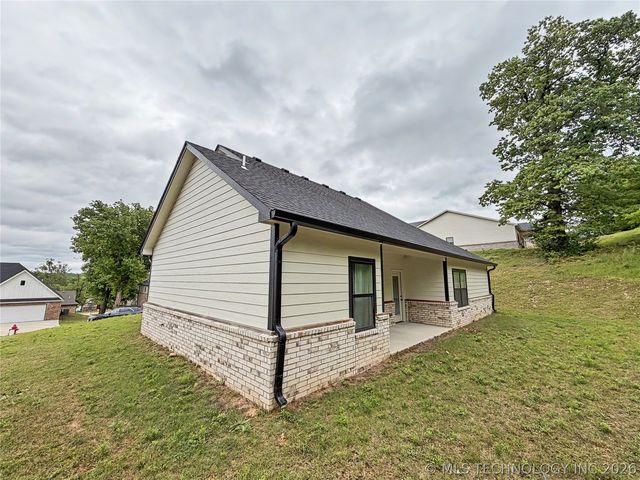 840 E Harlan Drive, Tahlequah, OK 74464