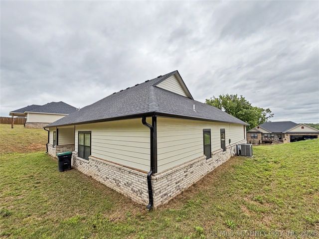 840 E Harlan Drive, Tahlequah, OK 74464
