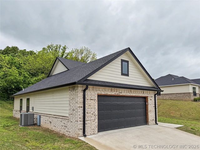 840 E Harlan Drive, Tahlequah, OK 74464