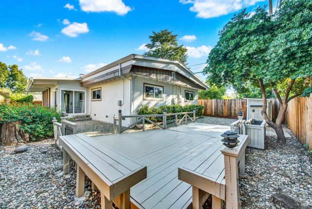 507 Buckeye St, Vacaville, CA 95688