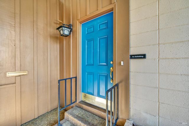 507 Buckeye St, Vacaville, CA 95688