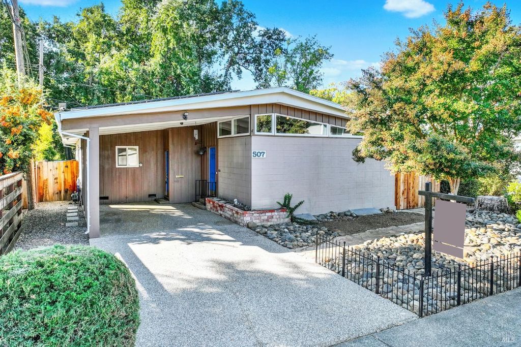 507 Buckeye St, Vacaville, CA 95688