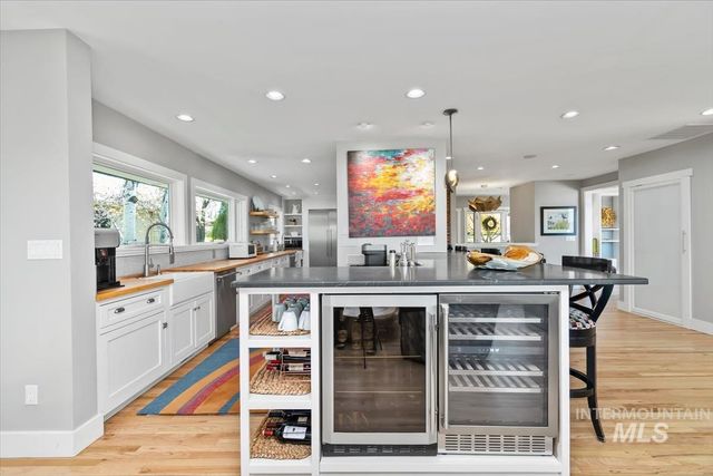 4814 W Roberts Rd, Boise, ID 83705