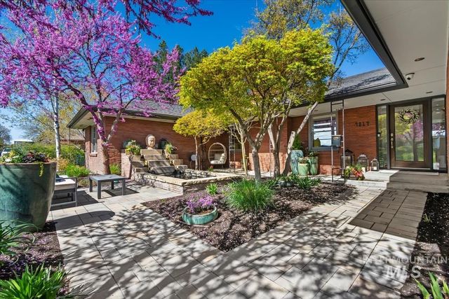 4814 W Roberts Rd, Boise, ID 83705