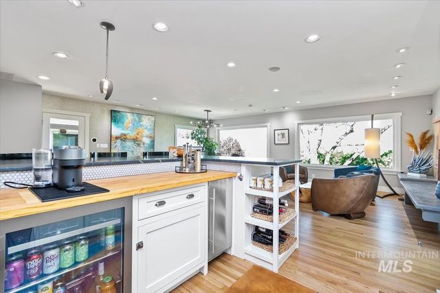 4814 W Roberts Rd, Boise, ID 83705