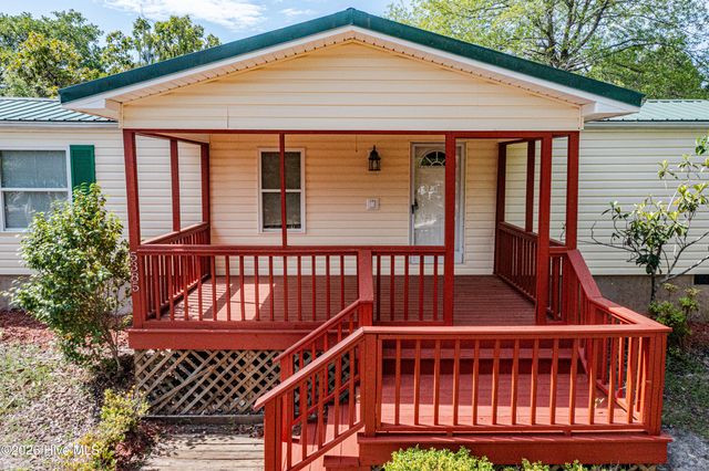 5385 Redwood Street SW, Shallotte, NC 28470