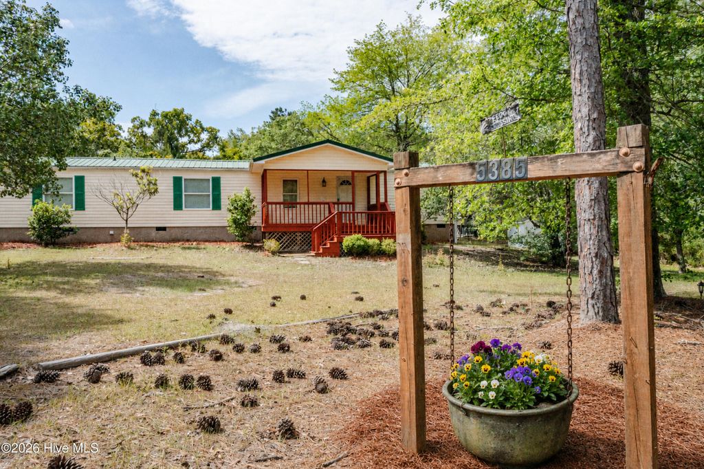 5385 Redwood Street SW, Shallotte, NC 28470