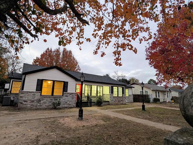 1213 Academy st, Tyler, TX 75701