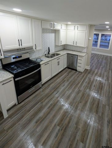 1213 Academy st, Tyler, TX 75701