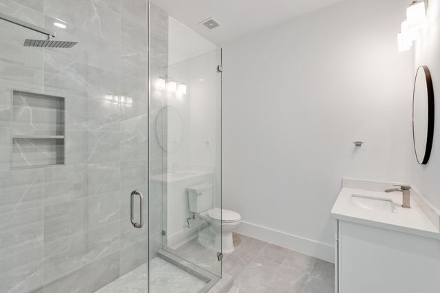 114 Bentwood Dr, Montgomery, TX 77356