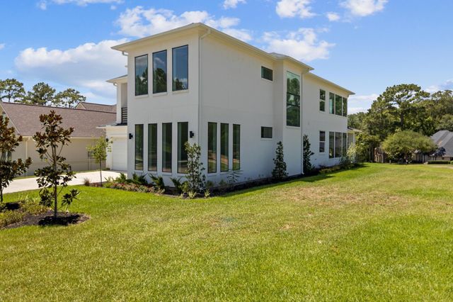 114 Bentwood Dr, Montgomery, TX 77356