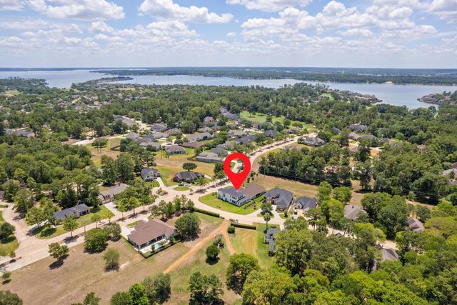 114 Bentwood Dr, Montgomery, TX 77356