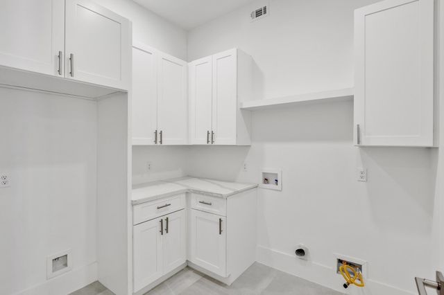 114 Bentwood Dr, Montgomery, TX 77356