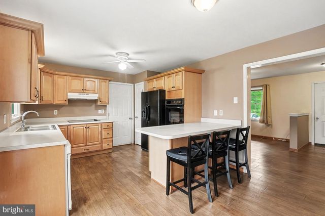 104 PENNSYLVANIA AVE, Reading, PA 19606