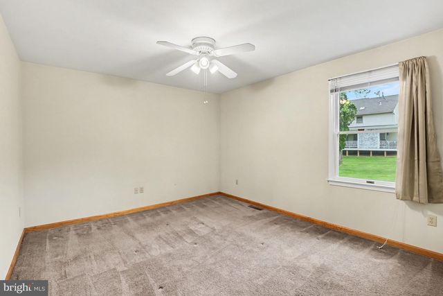 104 PENNSYLVANIA AVE, Reading, PA 19606