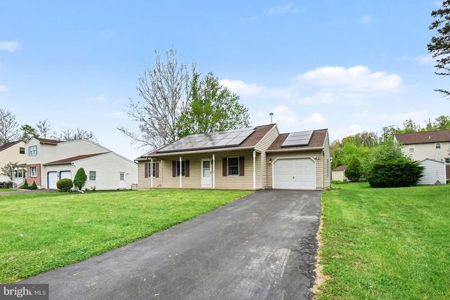 104 PENNSYLVANIA AVE, Reading, PA 19606