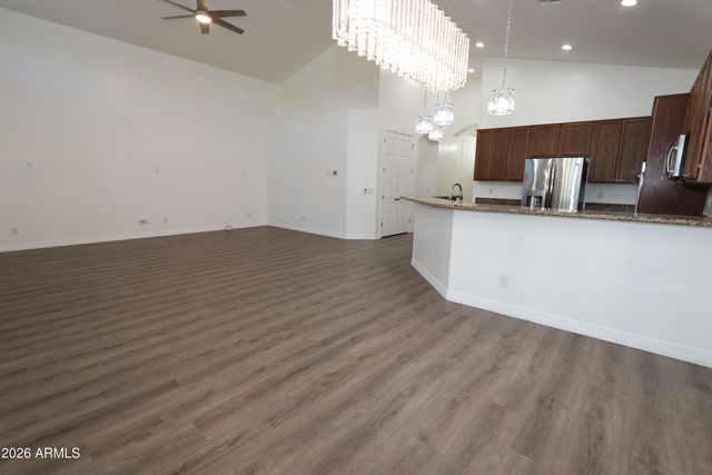 852 E RAWHIDE Court, Gilbert, AZ 85296