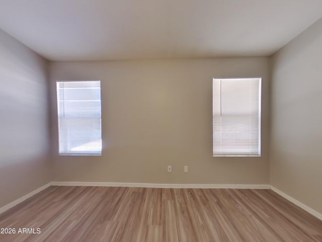 3628 W FIREHAWK Drive, Glendale, AZ 85308