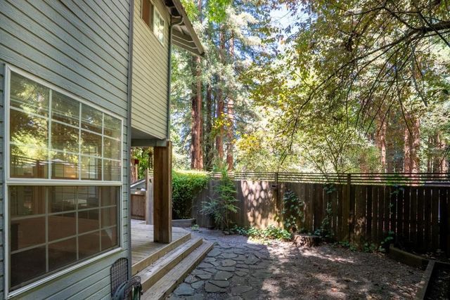 110 Azalea Way, Ben Lomond, CA 95005