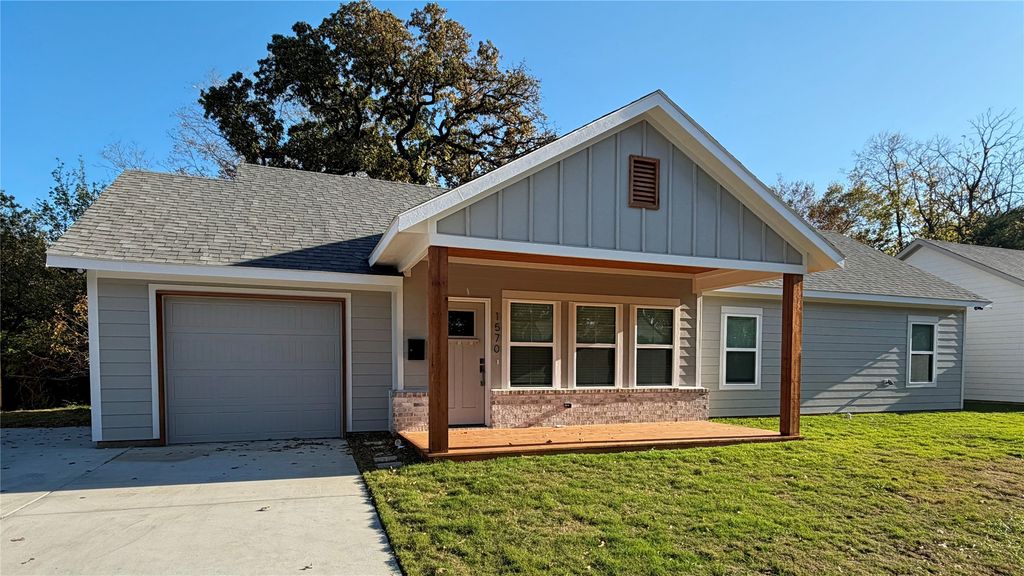 1570 Panama Place, Dallas, TX 75215