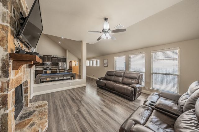 1425 Steve Drive, Crowley, TX 76036