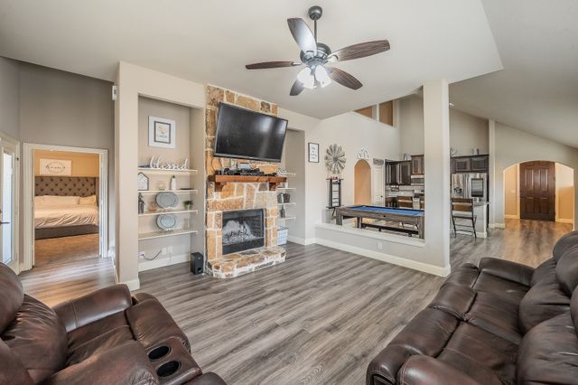 1425 Steve Drive, Crowley, TX 76036