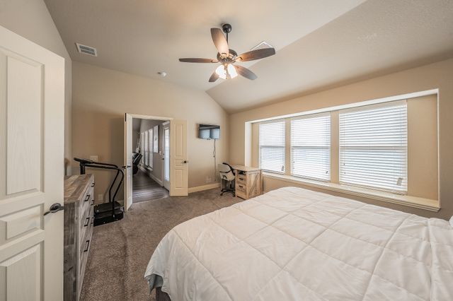 1425 Steve Drive, Crowley, TX 76036