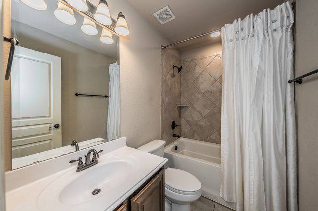 1425 Steve Drive, Crowley, TX 76036