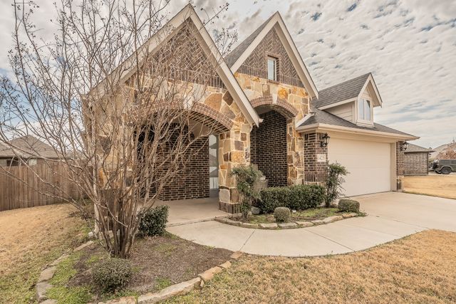 1425 Steve Drive, Crowley, TX 76036