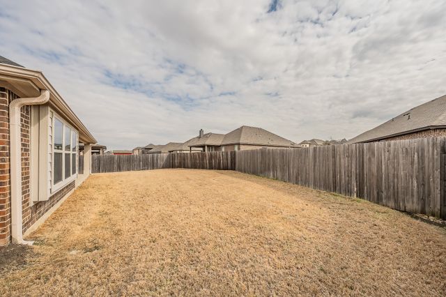 1425 Steve Drive, Crowley, TX 76036