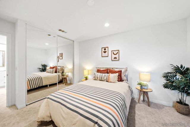 3135 Linwood St, Vista, CA 92081