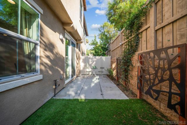 3135 Linwood St, Vista, CA 92081