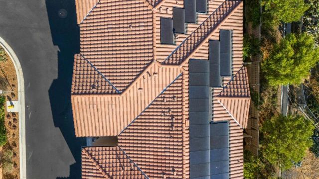 3135 Linwood St, Vista, CA 92081