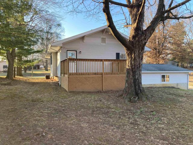 5122 S Lincoln Street, Oakland City, IN 47660