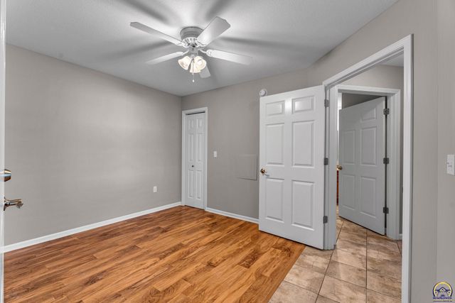 5515 SW Chapella St, Topeka, KS 66614