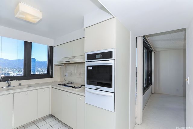 1650 Ala Moana Boulevard 2611, Honolulu, HI 96815