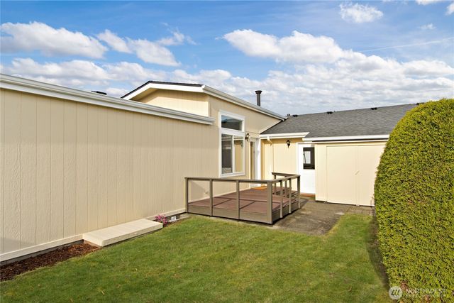 21821 SE 273rd Lane #68, Maple Valley, WA 98038