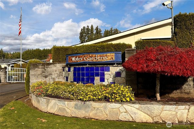 21821 SE 273rd Lane #68, Maple Valley, WA 98038