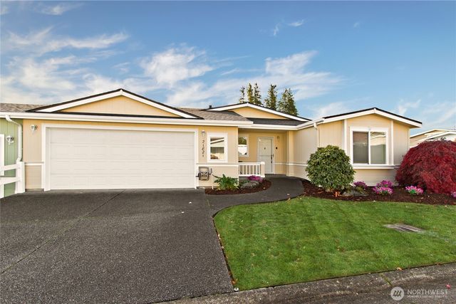 21821 SE 273rd Lane #68, Maple Valley, WA 98038