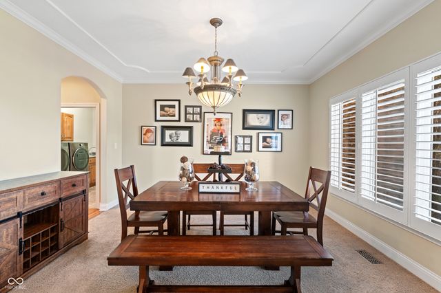 10523 Hollowood Court, Fishers, IN 46038