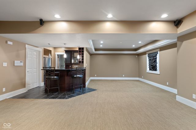 10523 Hollowood Court, Fishers, IN 46038