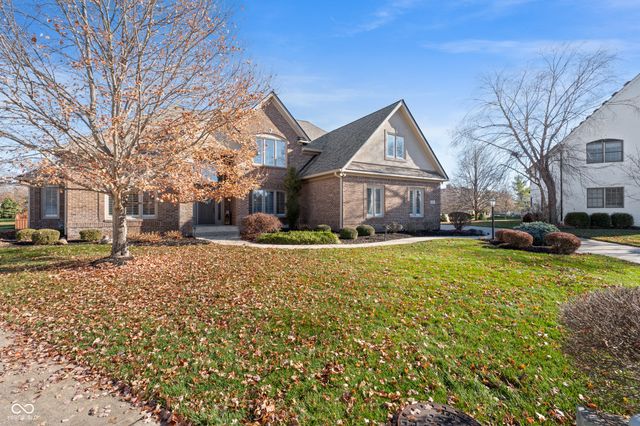 10523 Hollowood Court, Fishers, IN 46038